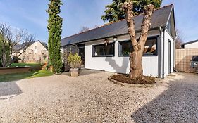 Le Chalet Des Fanieres